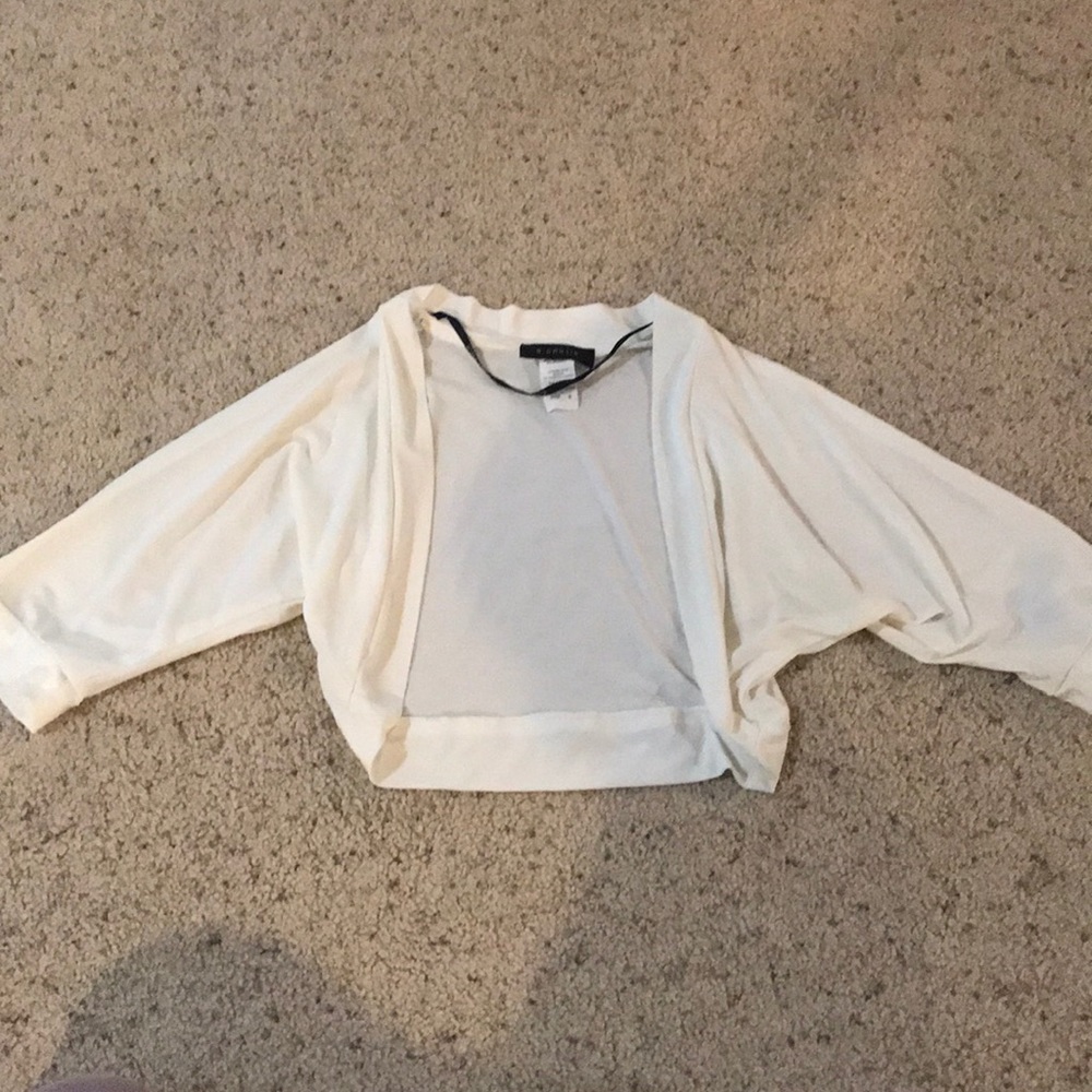 White short shawl cover